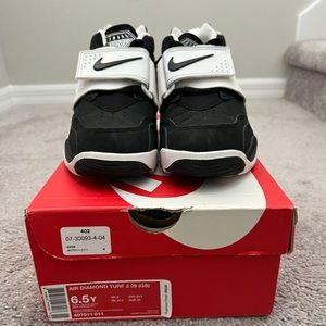 Air Diamond Turf II (GS)